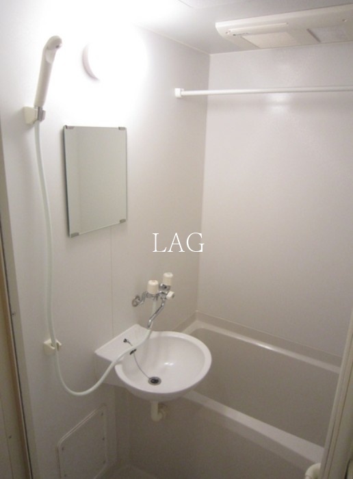 バス・シャワールーム　お風呂です。