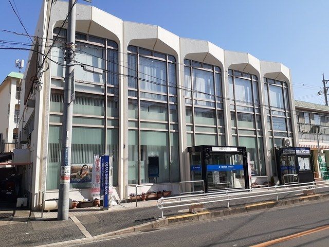 銀行　大阪信用金庫高石南支店（銀行）まで800m