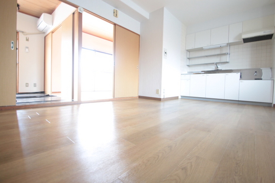 居室・リビング　※別号室