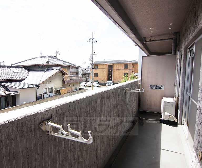 バルコニー　広めのベランダです。