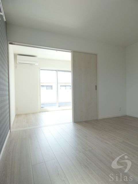 居室・リビング　同仕様