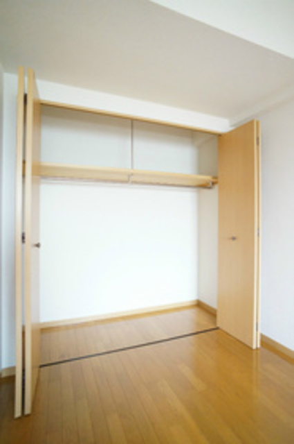 収納　参考写真（同建物別部屋のものです）