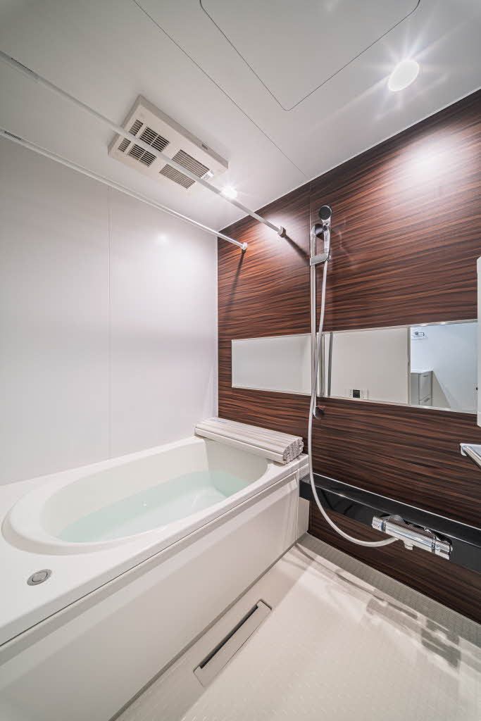 バス・シャワールーム　バスルーム