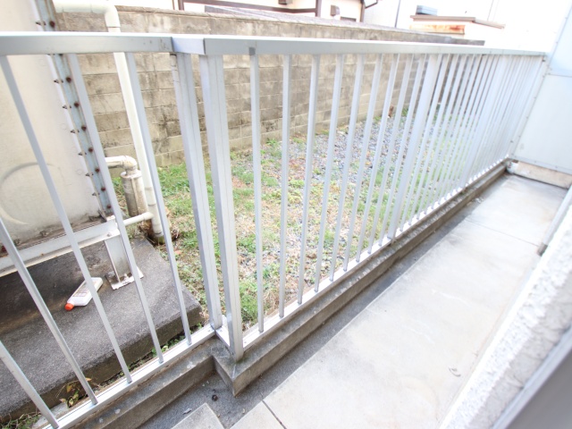 バルコニー　※同建物内別室の参考写真です、内装が異なる場合がございます