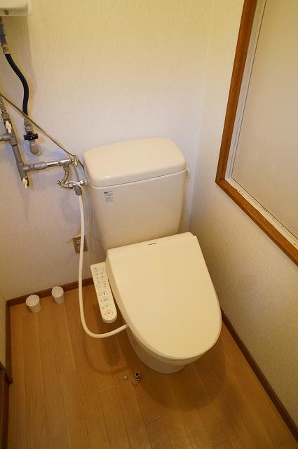 トイレ　トイレ