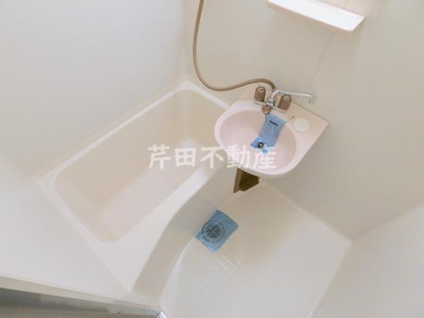 バス・シャワールーム　写真は別のお部屋のイメージです。現状優先。