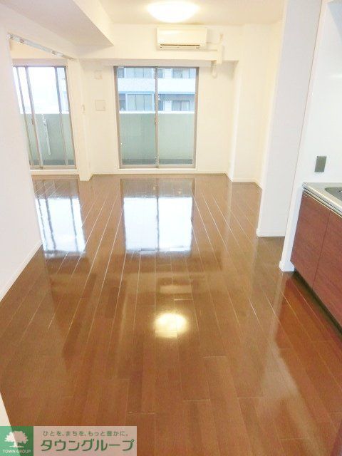 居室・リビング　広々したリビングです