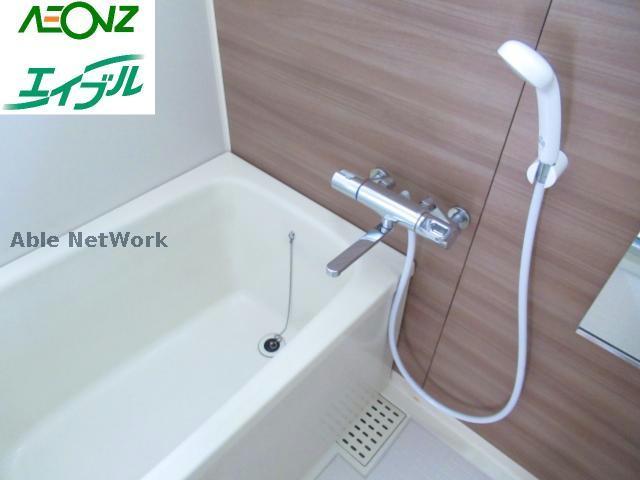 バス・シャワールーム　※同物件別部屋