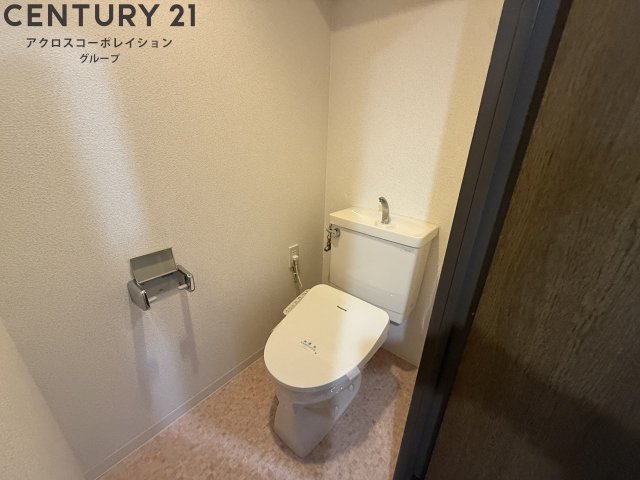 トイレ　温水洗浄便座付きでおすすめ！
