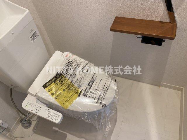 トイレ　もちろんウォシュレット付きのトイレですよ♪