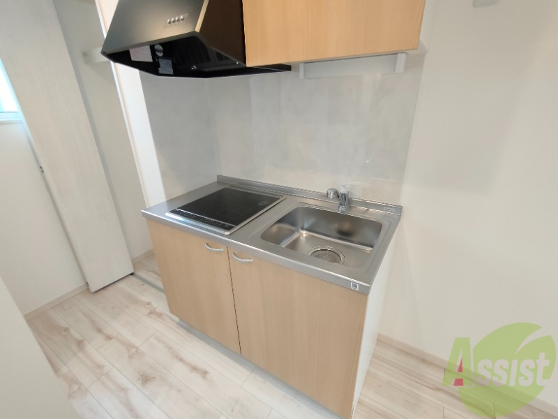 キッチン　キッチンは人気のＩＨ！二口タイプで料理しやすいですね。