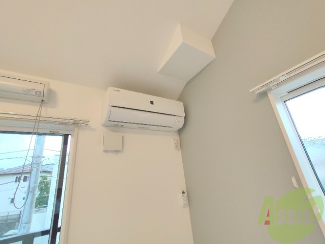 その他設備　エアコンと、さらにファンがあるので室温は快適！