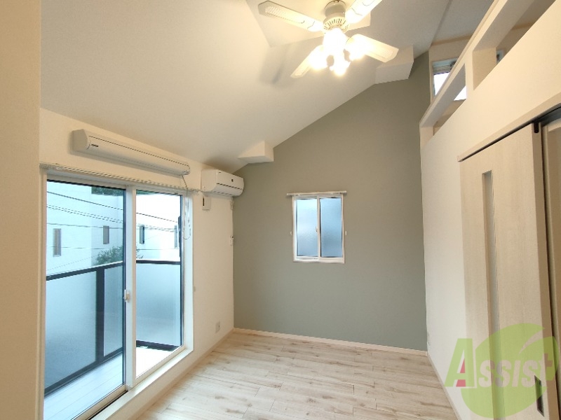 居室・リビング　アクセントクロスがお洒落なリビングでした！