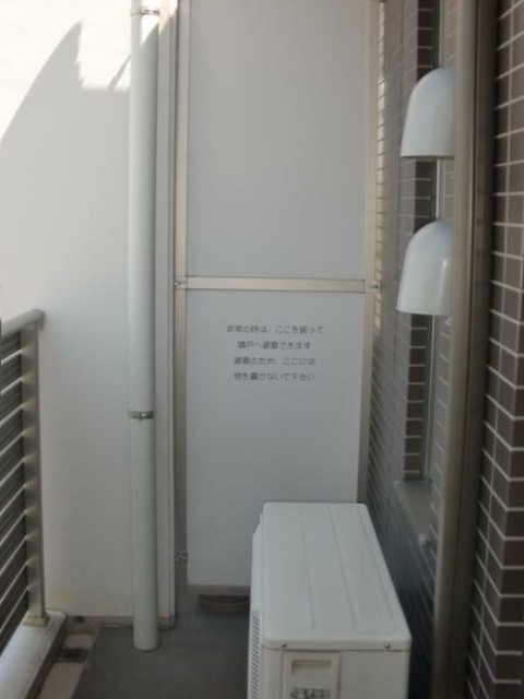 バルコニー　バルコニー