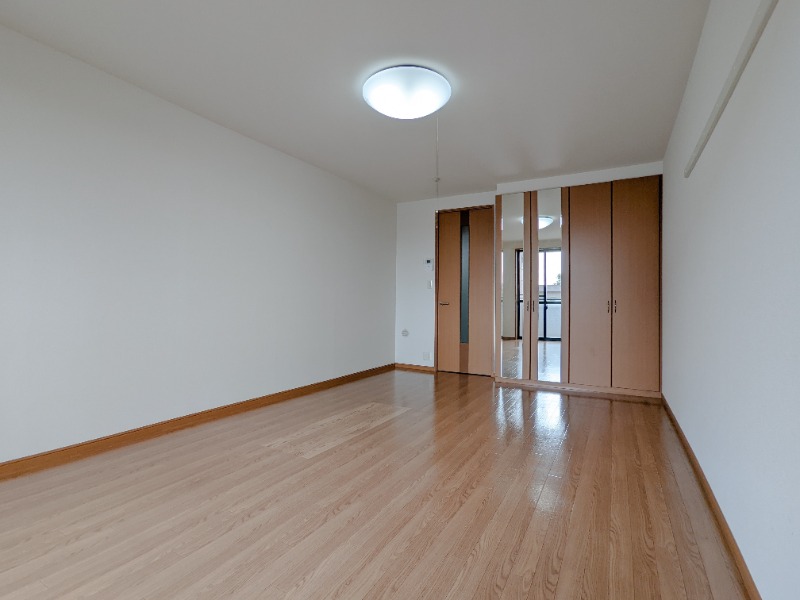 居室・リビング　図面と現状に相違がある場合には現状を優先