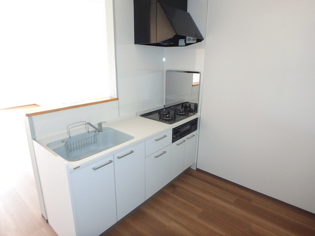 キッチン　カウンターキッチン　３口ガスコンロ