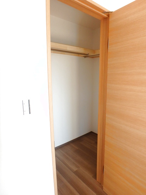 収納　ウオークインクローゼット