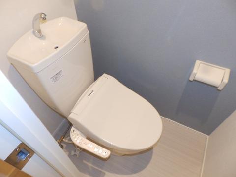 トイレ　反転タイプのお部屋（イメージ）