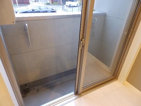 バルコニー　ベランダ