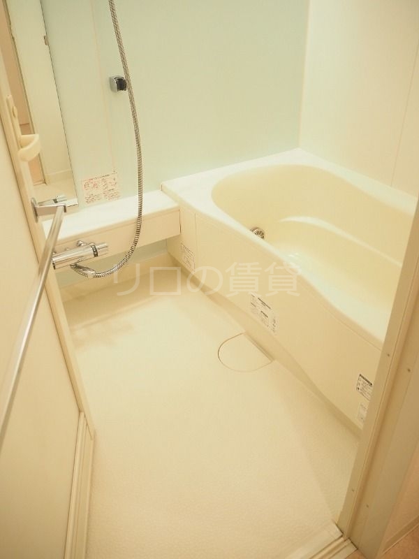 バス・シャワールーム　※同タイプ別部屋参考写真