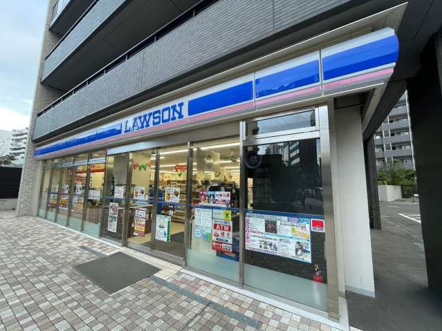 コンビニ　ローソン（コンビニ）まで186m