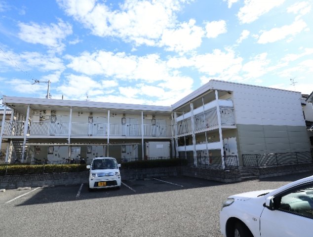 建物外観　☆彡単身様へ素敵な1K登場☆彡快適設備満載♪駐車場も完備♪