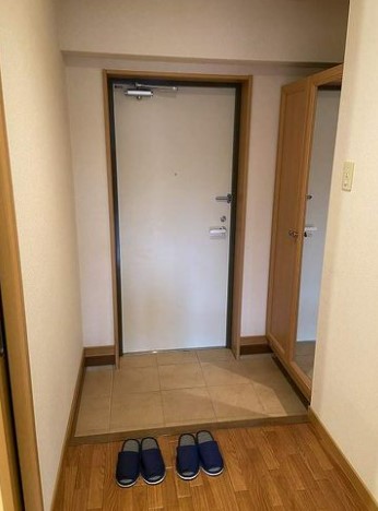 玄関　モデルルーム仕様(他のお部屋での写真)