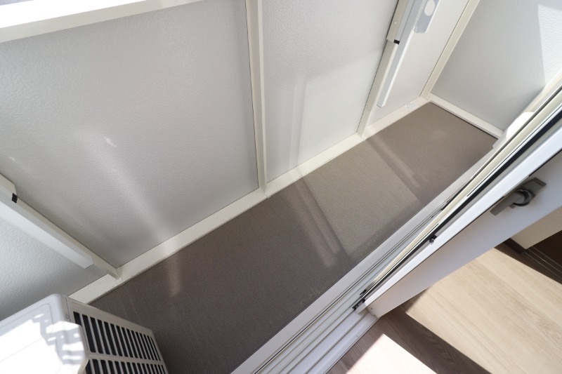 バルコニー　図面と現状に相違がある場合には現状を優先