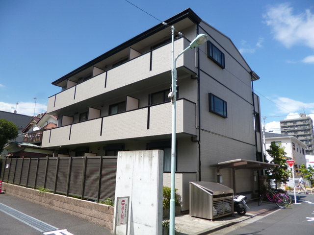 建物外観　スタイリッシュな外観の建物です♪