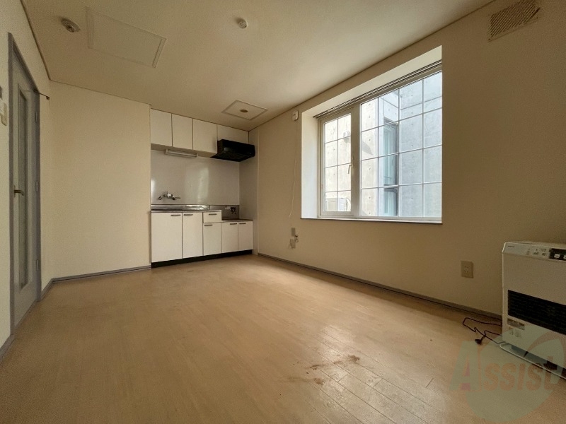 居室・リビング　広くてキレイなお部屋が広がっていて、充実した生活が送れそう。