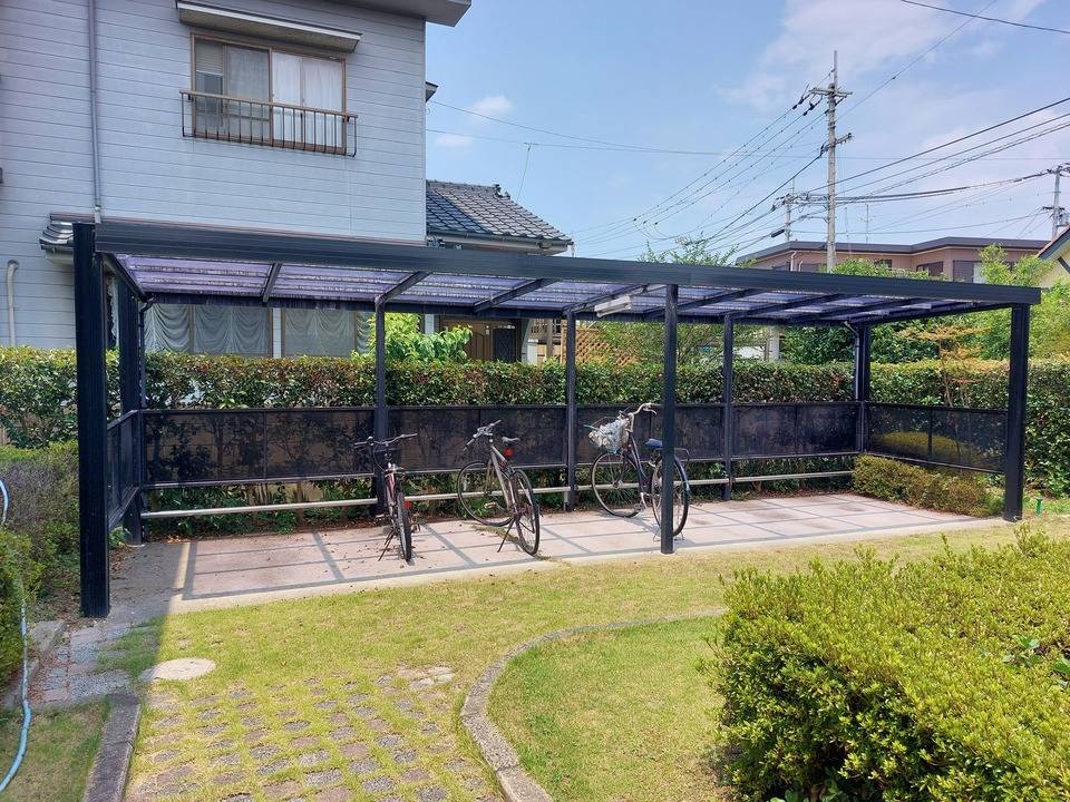 駐車場　駐輪場