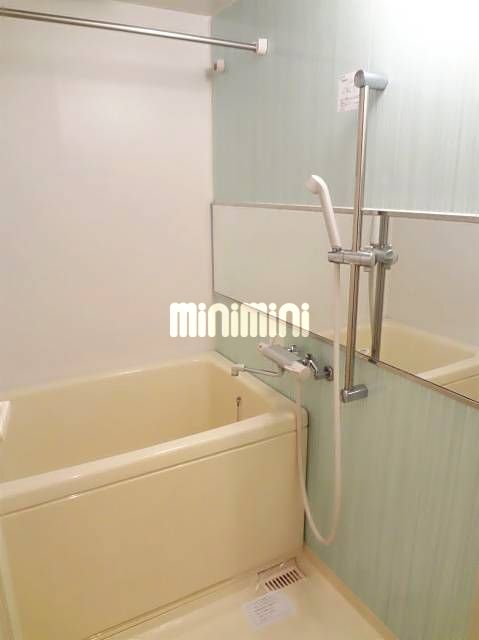 バス・シャワールーム　写真は２号室タイプです