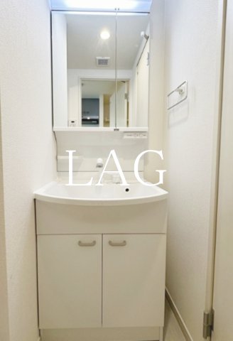 洗面設備　洗面台です。