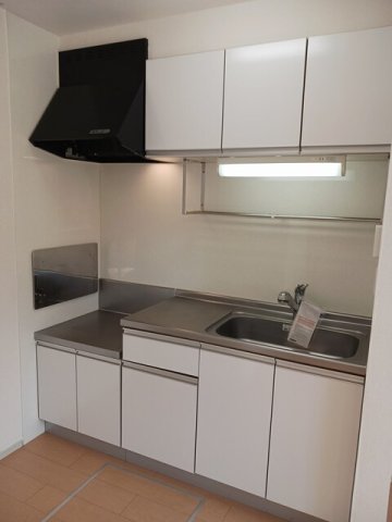 キッチン　コンパクトなキッチンで掃除もラクラク