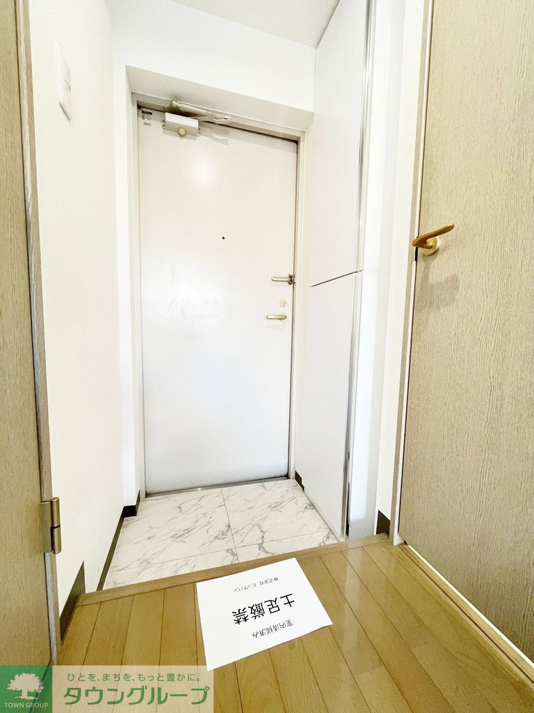 玄関　他号室参考写真