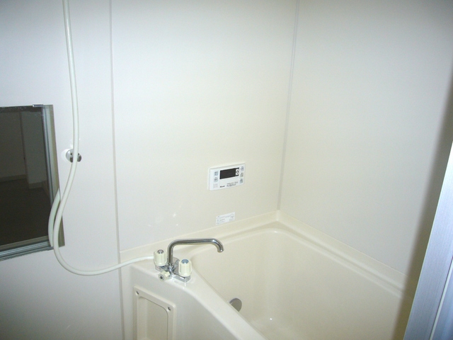 バス・シャワールーム　追焚付き浴室