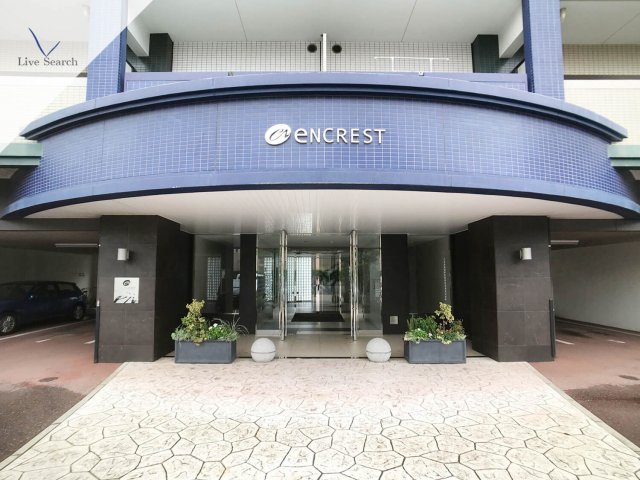 エントランス　清潔なエントランスです