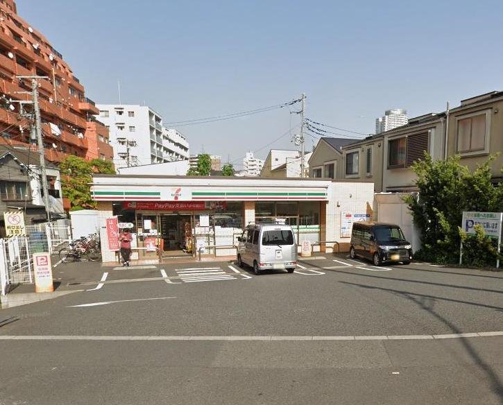 コンビニ　セブンイレブン（コンビニ）まで200m