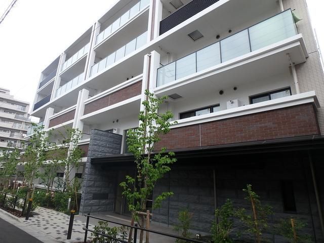 建物外観　外観は落ち着いています