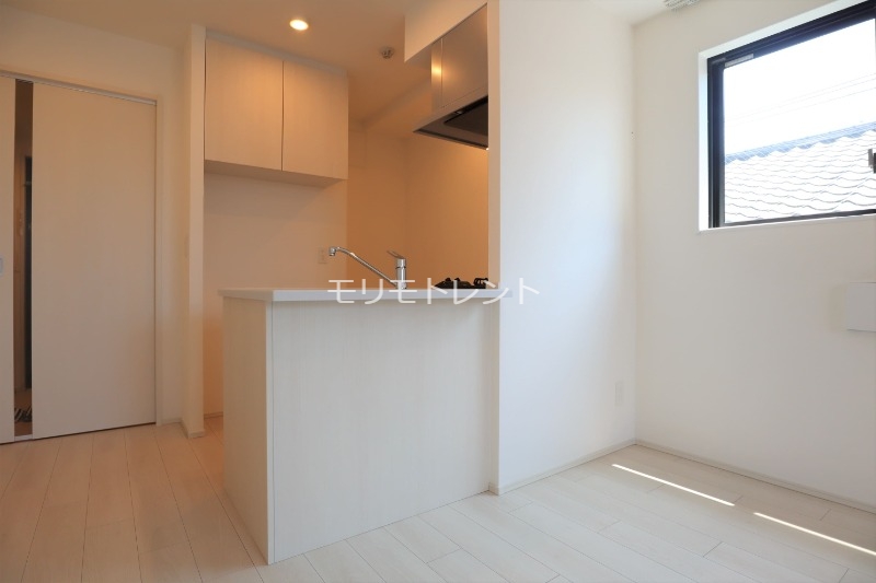 キッチン　室内写真（モデルルーム）