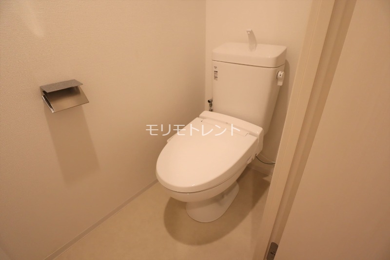 トイレ　室内写真（モデルルーム）