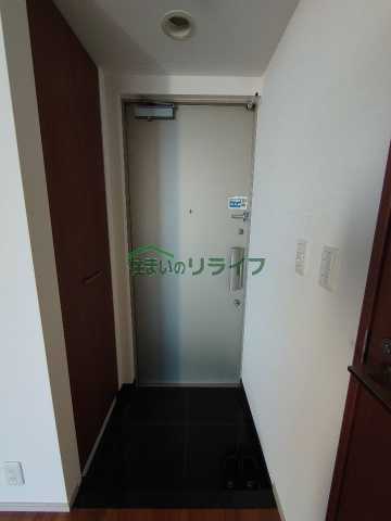 玄関　コンフォリア池袋DEUXの玄関
