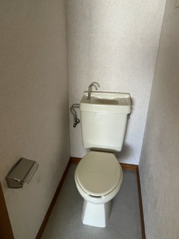 トイレ　ゆったりとした空間のトイレです