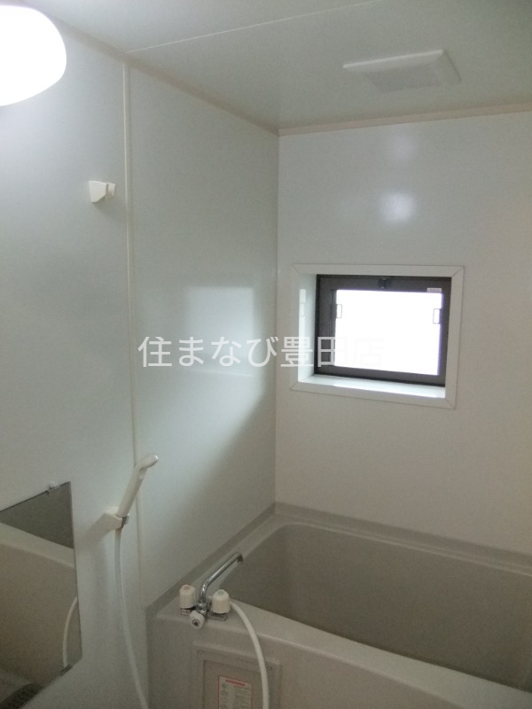 バス・シャワールーム　同型別部屋写真