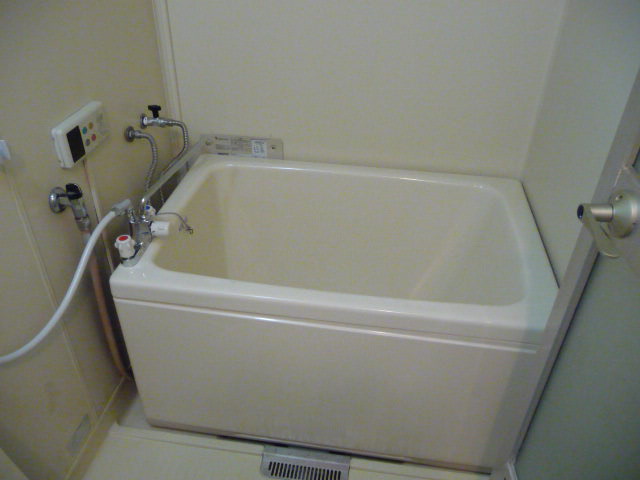 バス・シャワールーム　バスルーム