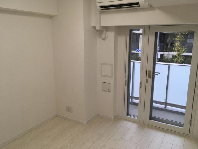 バルコニー　バルコニーあります