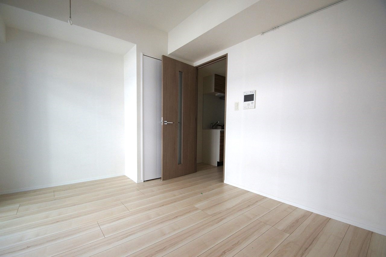 その他部屋・スペース　清潔感のあるフローリングのお部屋です