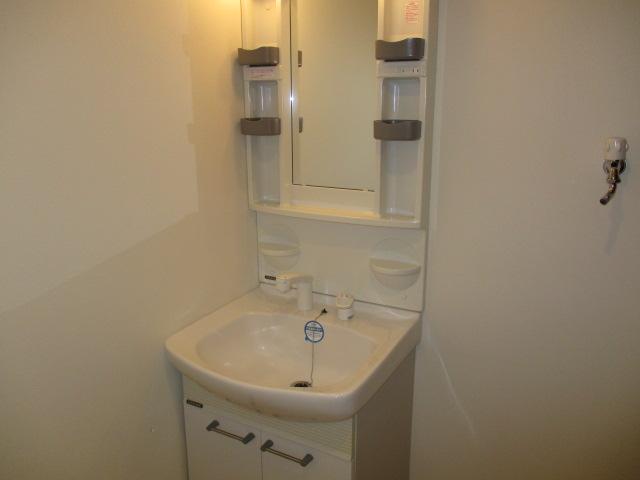 洗面設備　カーサビアンカ黒川