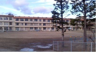 小学校　渡利小学校（小学校）まで1600m