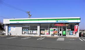 コンビニ　ファミリーマート 竜洋豊岡店（コンビニ）まで965m